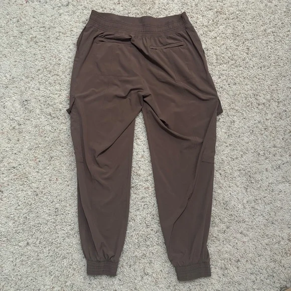 Athleta Chelsea Utility Jogger Size 6 - Picture 7 of 10